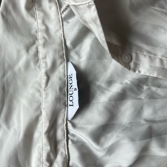 Lounge underwear brand sleeping/going out shirt (could be worn as either) - Picture 2 of 2